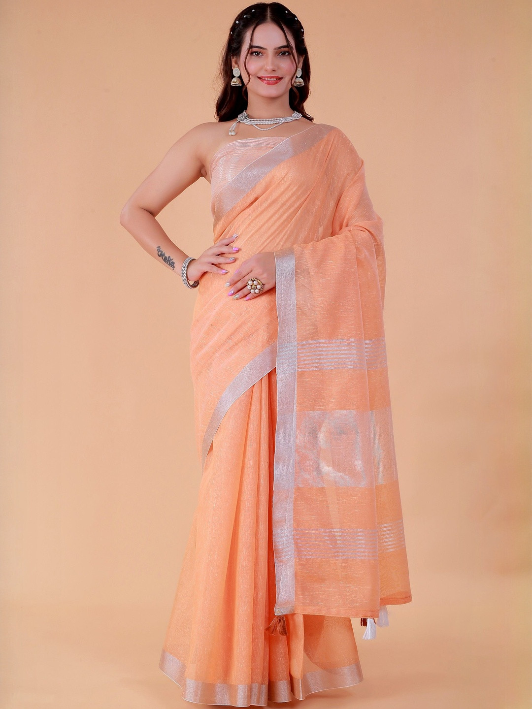 NEGRONI Women Fancy Pallu Zari Saree With Blouse Piece
