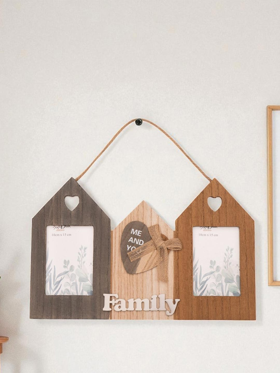 AARVI DECOR STUDIO Brown Wooden Wall Photo Frames