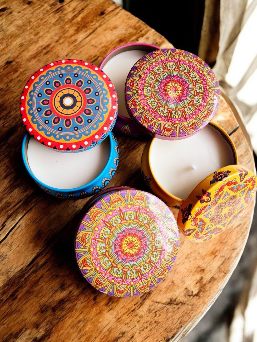 Eleven To Eleven Decor Multicoloured 4 pieces Scented Jar Candle