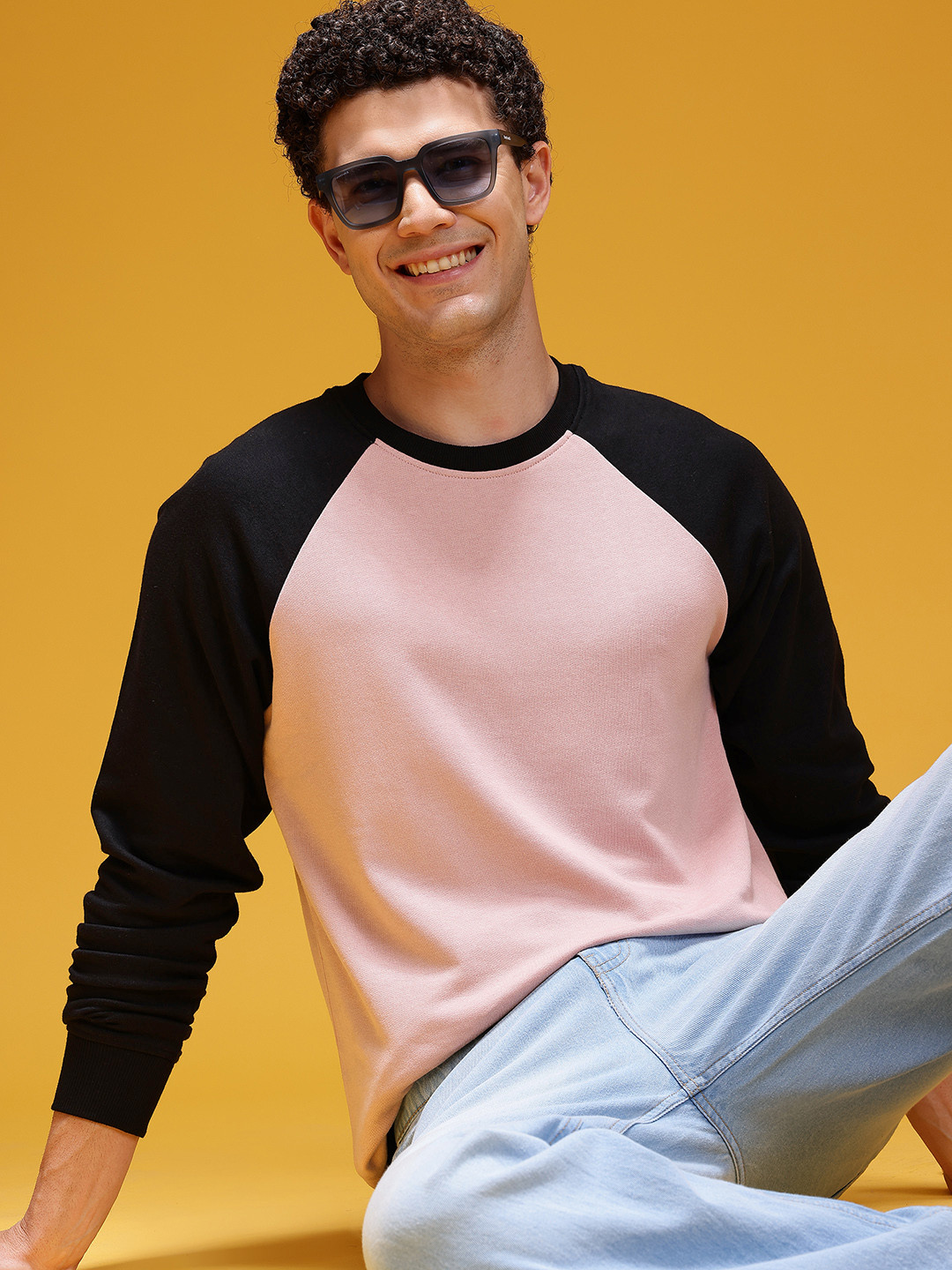 HERE&NOW Colourblocked Raglan Sleeves Sweatshirt