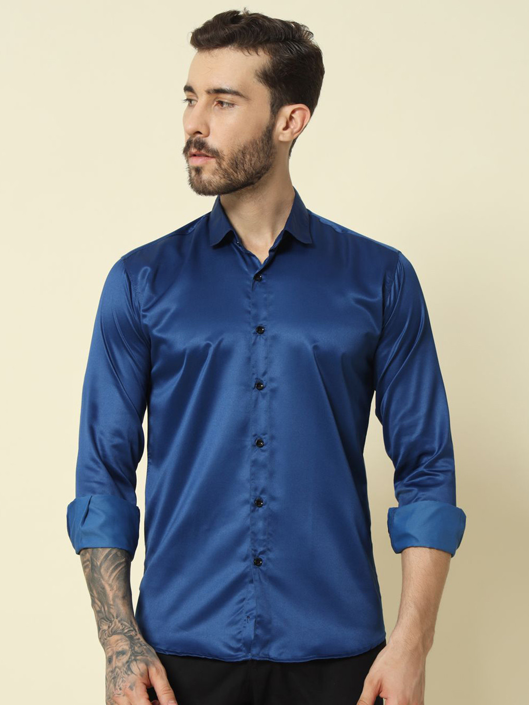 Pjyot by surhi Men Relaxed Fit Solid Spread Collar Satin Party Shirt