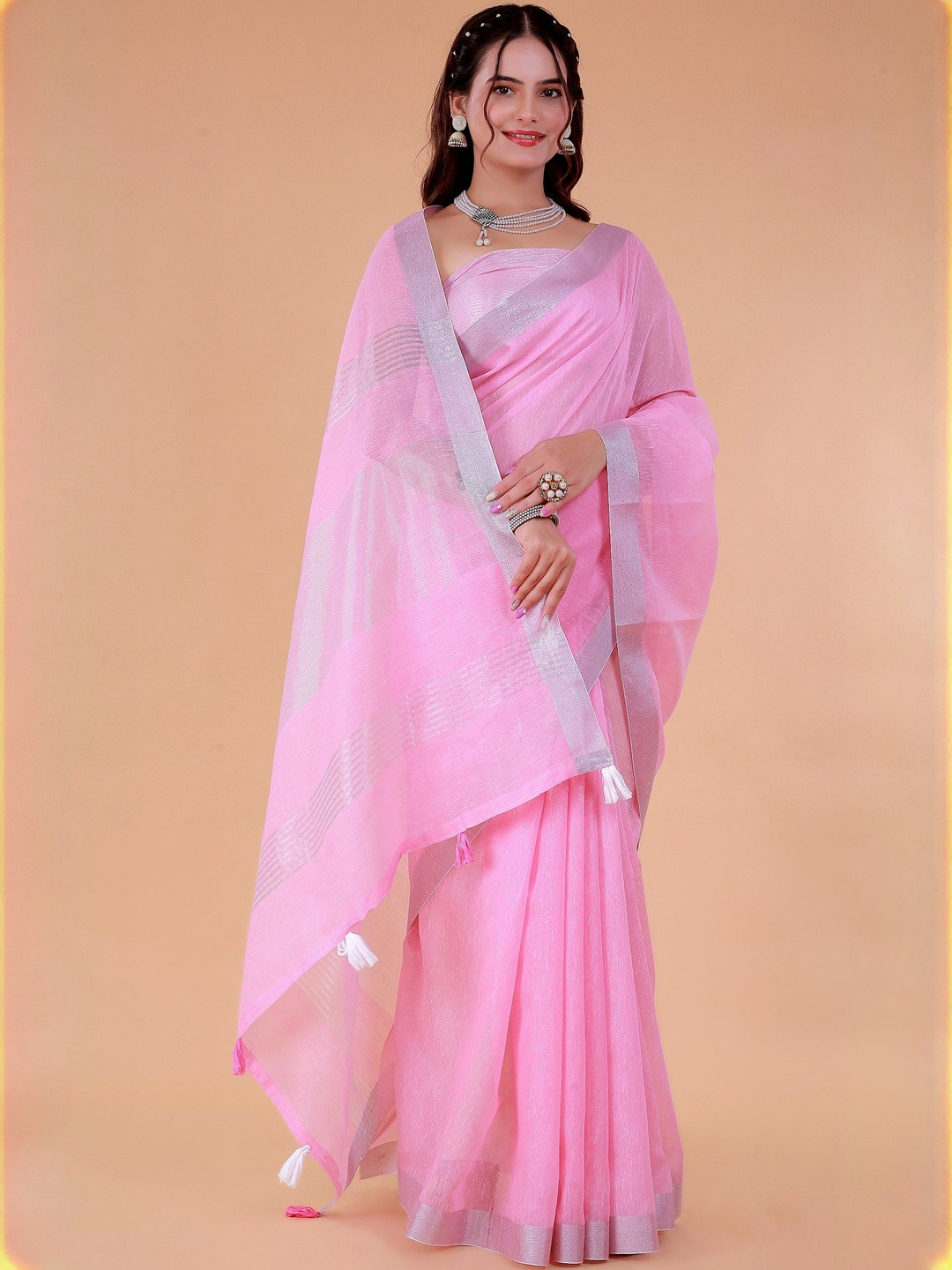 NEGRONI Woven Design Border Saree with Fancy Pallu & Blouse Piece