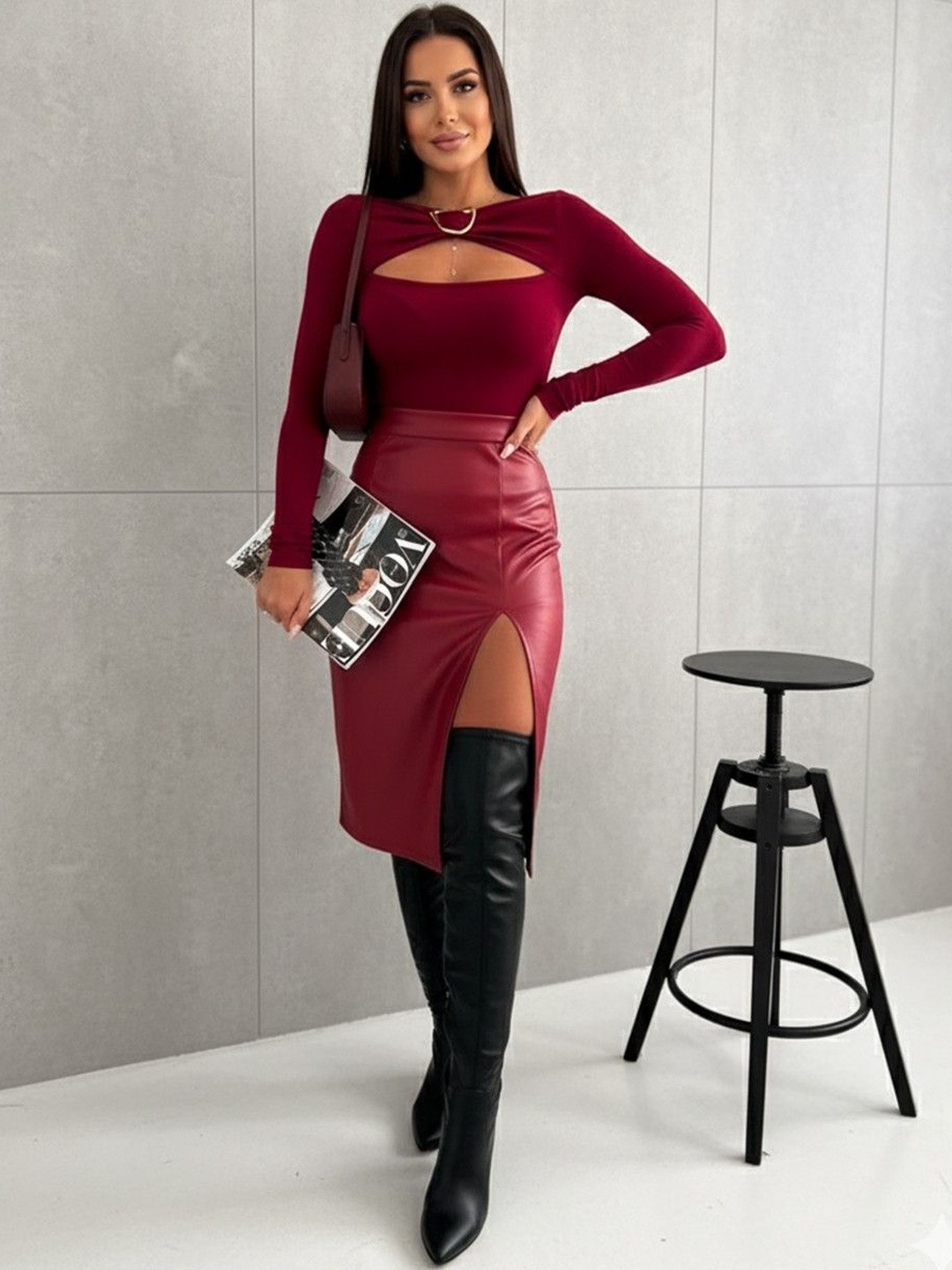 bebe Women Cut-Out Long Sleeve Fitted Top