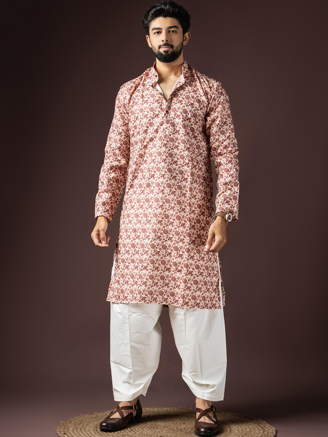 Rawayi Ethnic Motifs Printed Thread Work Mandarin Collar Straight Kurta