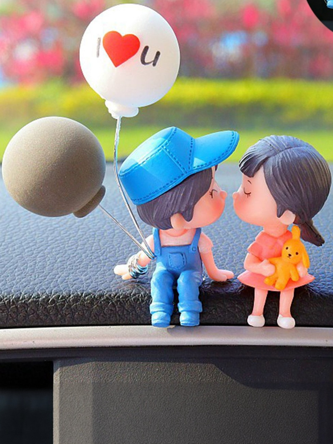 Gopalvilla Blue And Pink Love Couple Figurine Showpiece