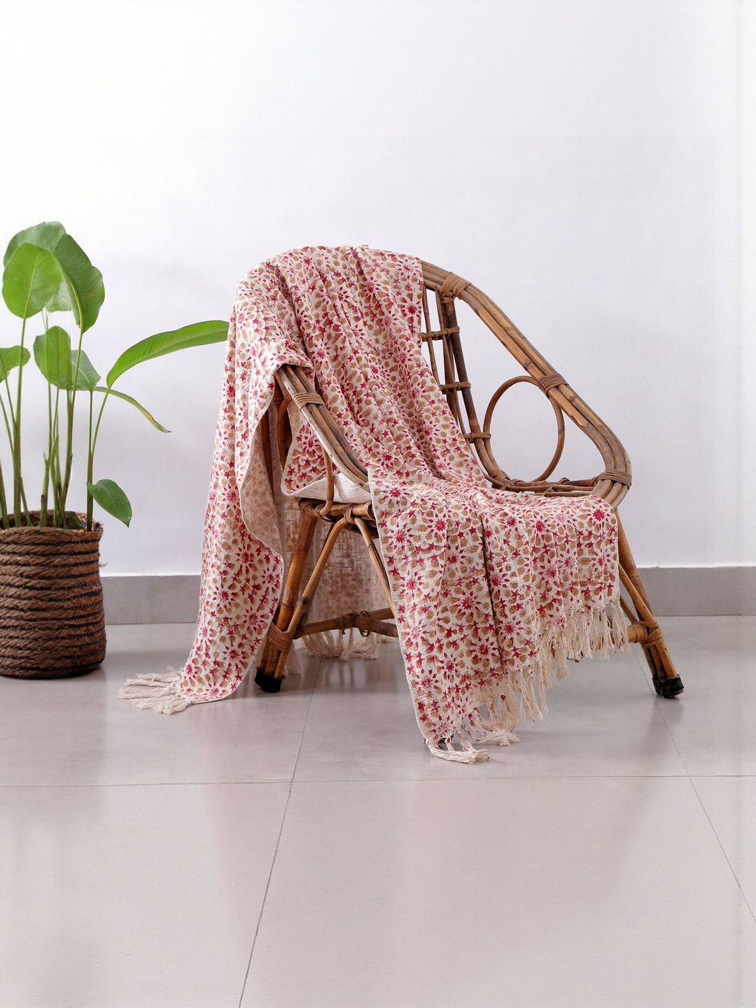 HANDICRAFT PALACE Red & Beige Floral Printed Cotton Sofa Throws