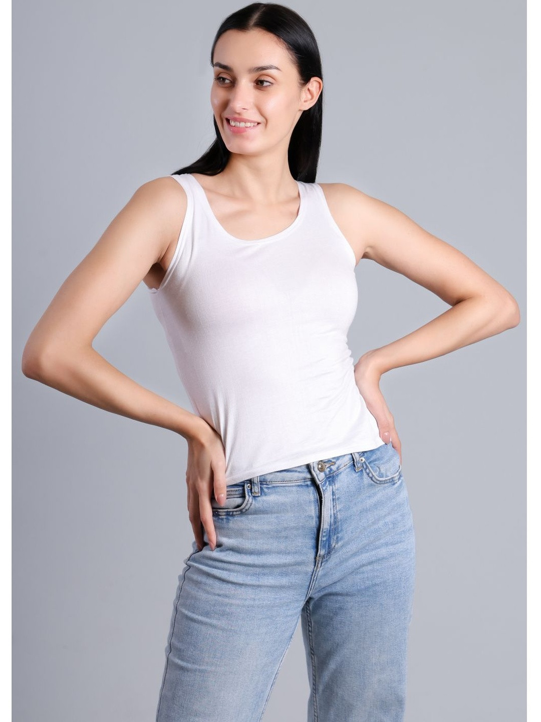 69 FASHION STREET Women Round Neck Sleeveless Tank Top