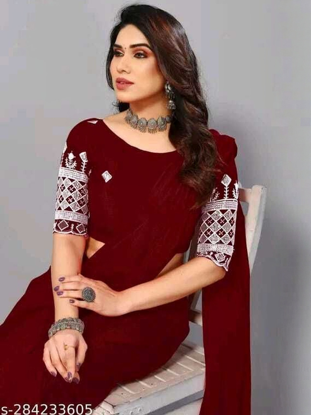 Jihana Fab Solid Saree With Embroidered Blouse Piece