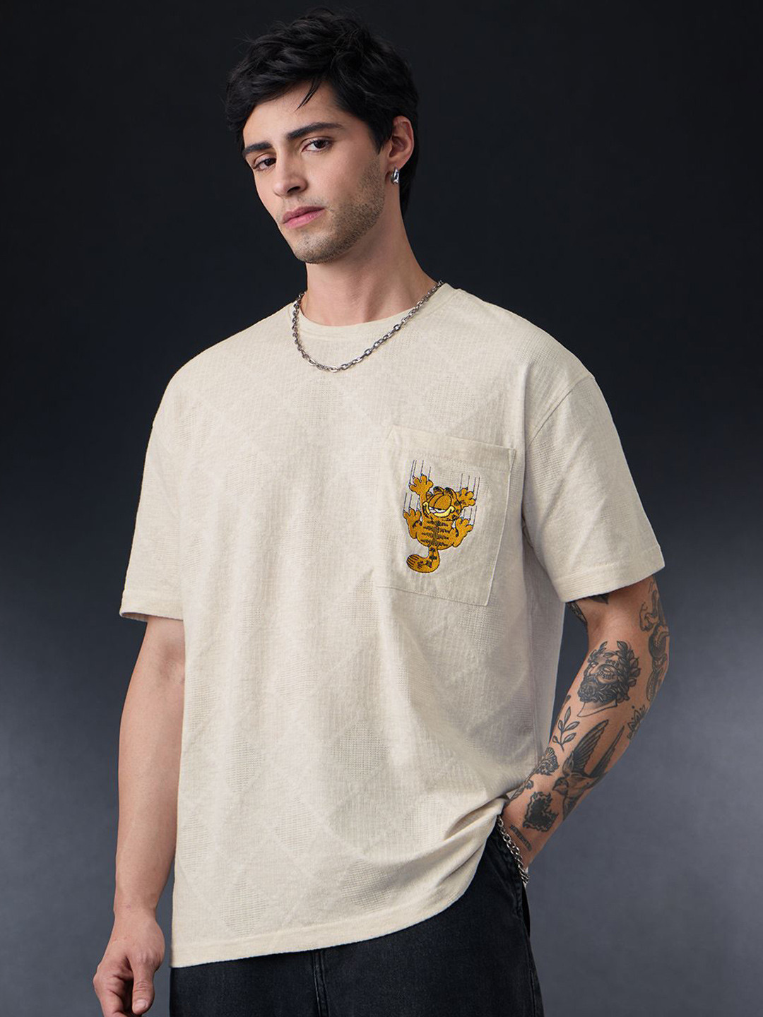 The Souled Store Scratchy Garfield Embroidered Drop-Shoulder Sleeves T-Shirt