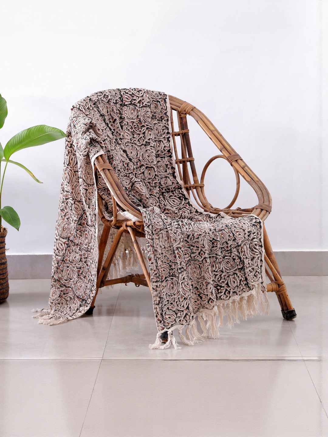 HANDICRAFT PALACE Brown & Black Floral Printed Cotton Sofa Throws