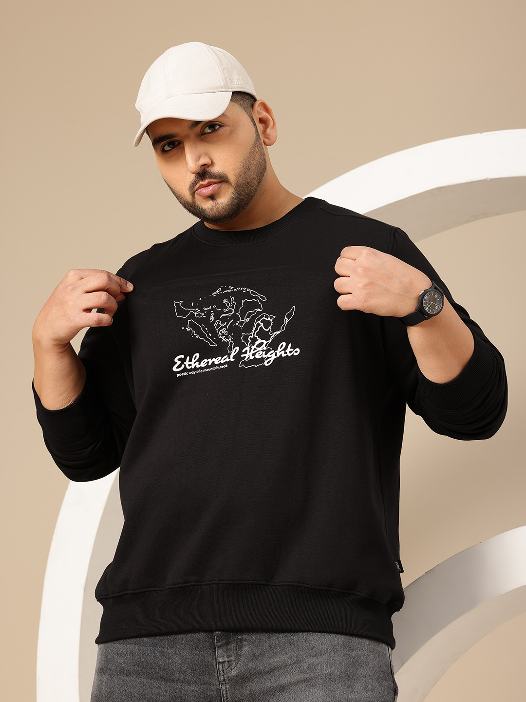 Sztori Graphic Printed Round Neck Plus Size Pullover