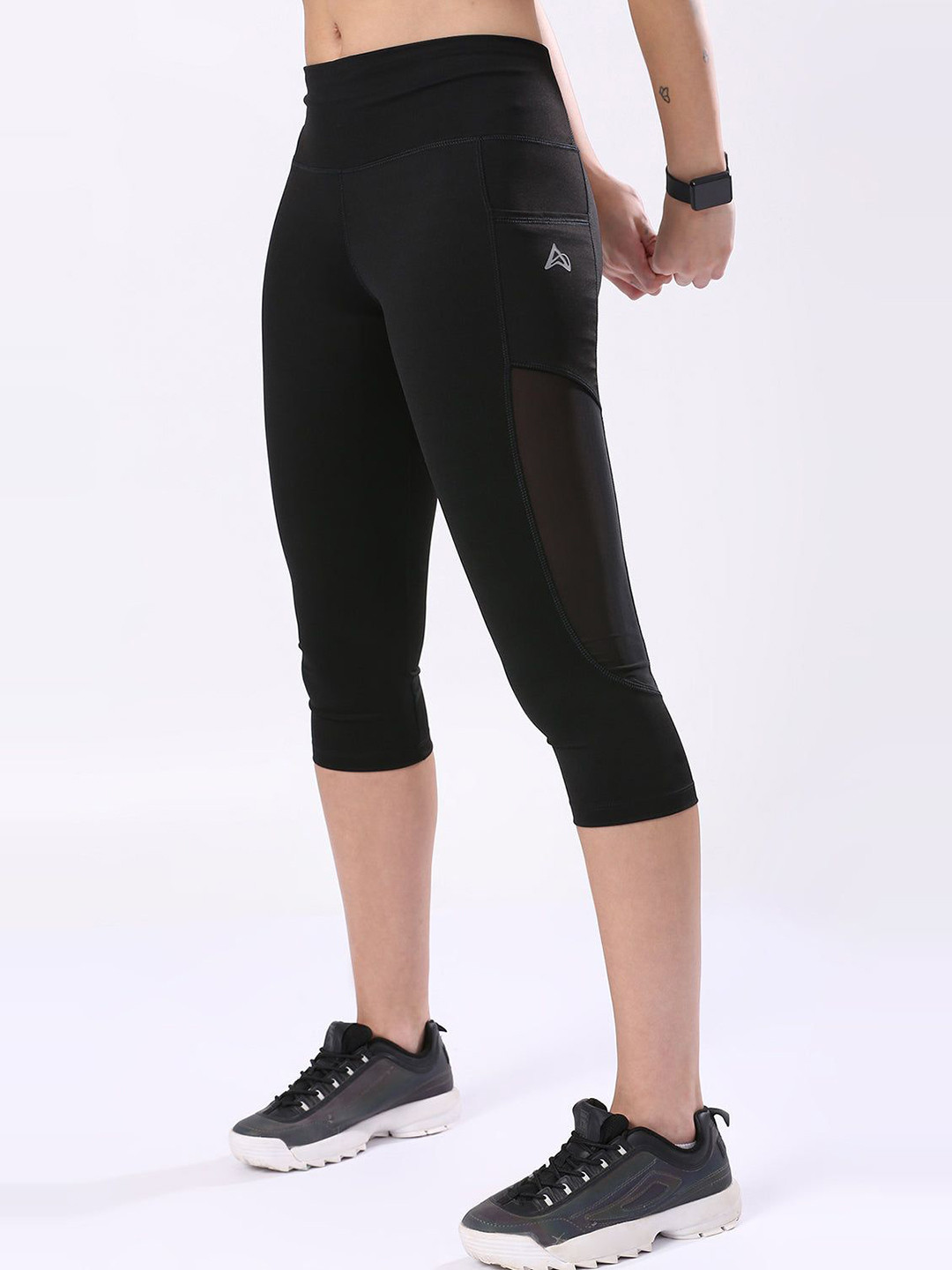 AGUANTE Women Solid Skinny Fit High-Rise Capris