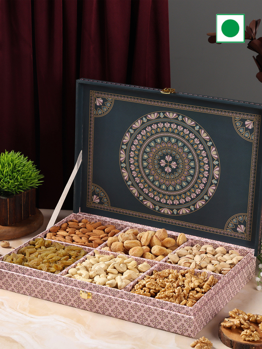Riwaz Set Of 6 Dry Fruits Gift Pack 600 gm