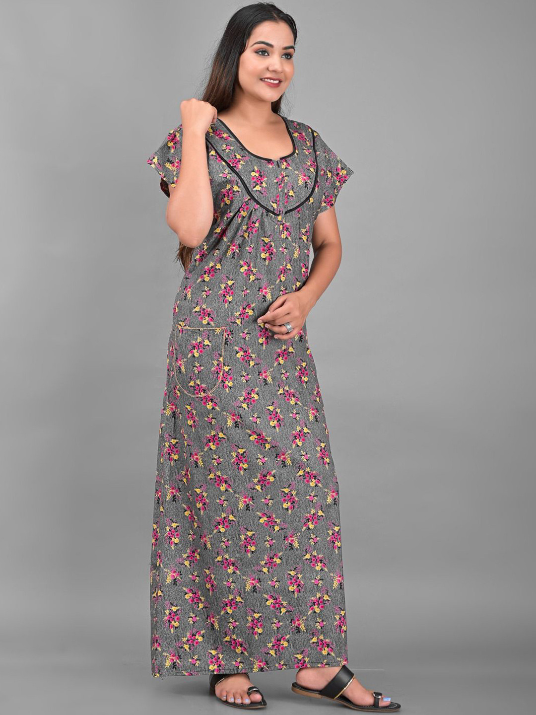 RajeRaj Women Printed Round Neck Short Sleeves Maxi Nightdress