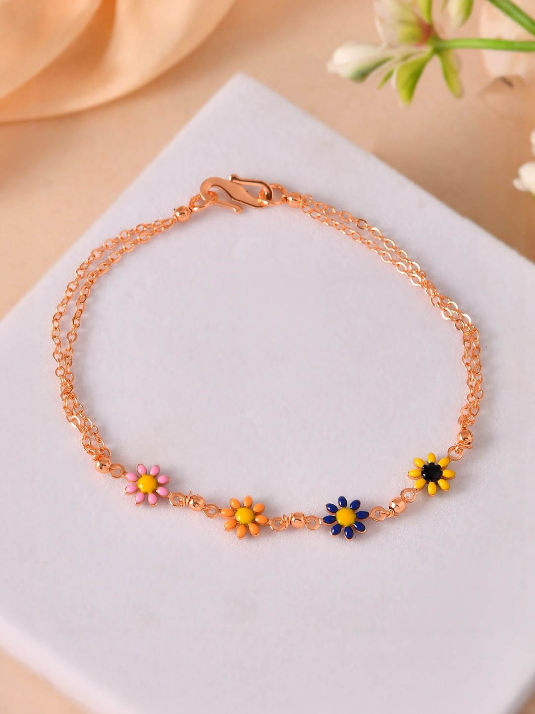 VOJ Women Rose Gold Plated Floral Shaped Bracelet