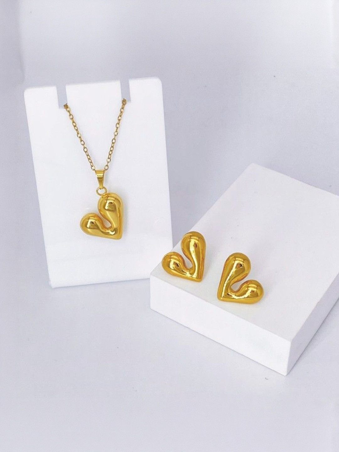 AKISON JEWELS Stainless Steel Gold-Plated Anti Tarnish Pendant With Earrings