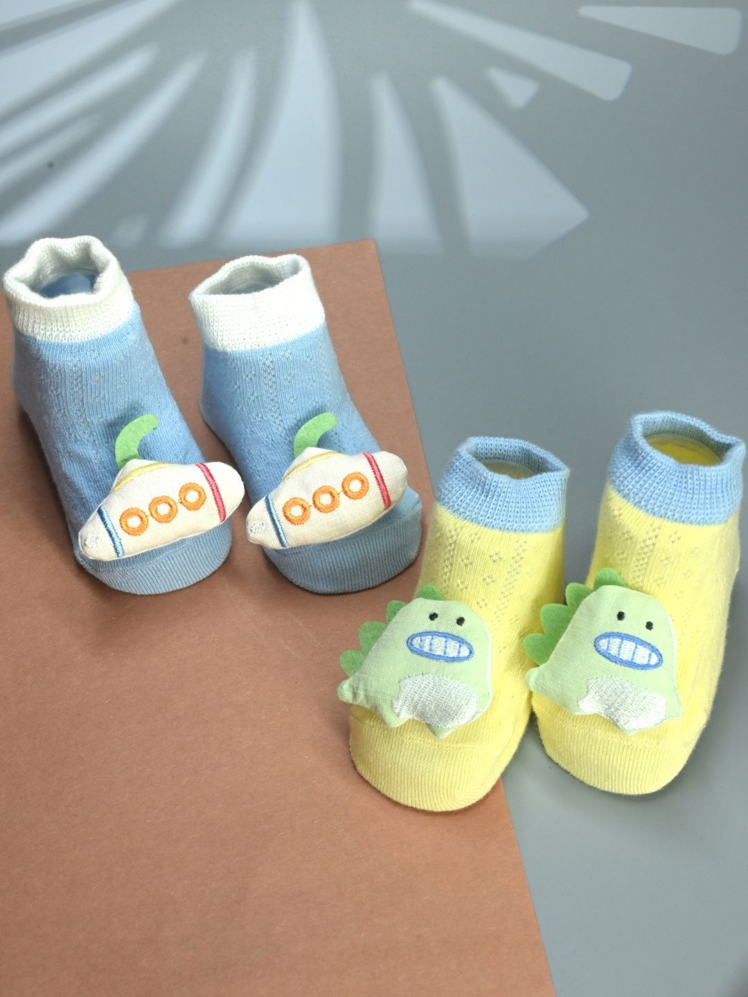 Yellow Bee Infant Boys Pack Of 2 Doll Head-Patterned Cotton Ankle-Length Socks