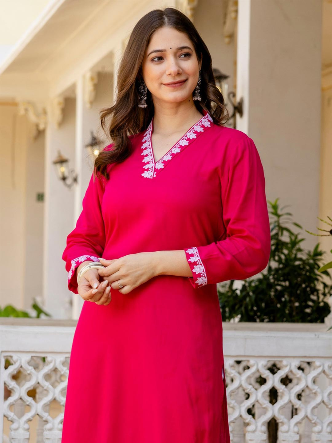 Pjyot by surhi Women V-Neck Side Slits Kurta