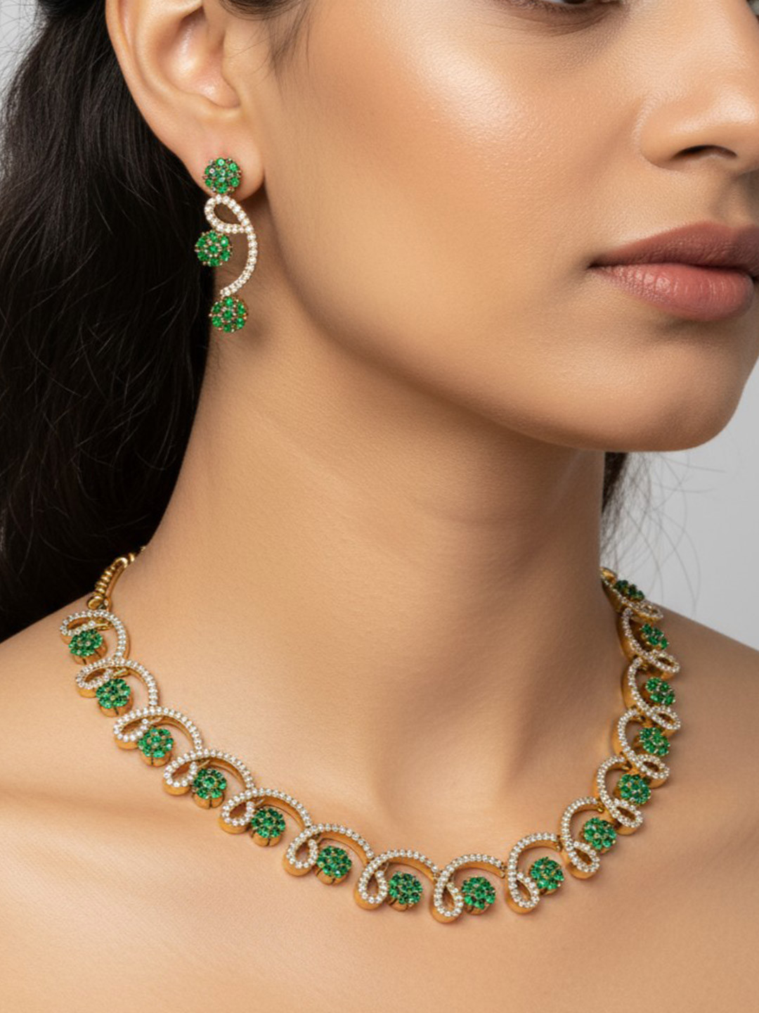 Roop Katha Women Green Jewellery Set