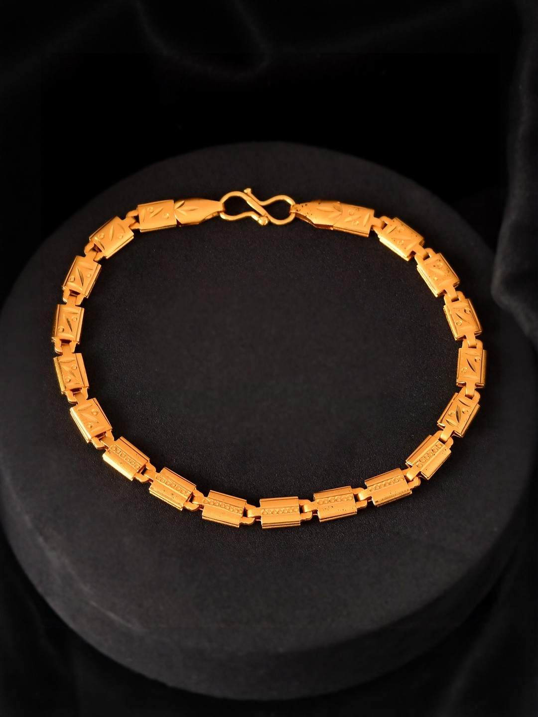 VOJ Men Women Handcrafted Stainless Steel Elegnet Gold-Plated Link Bracelet