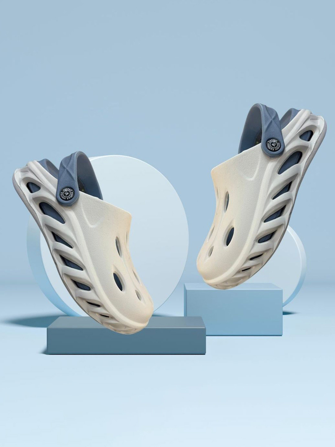 VINTEX White Lightweight & Cushioned Sandal