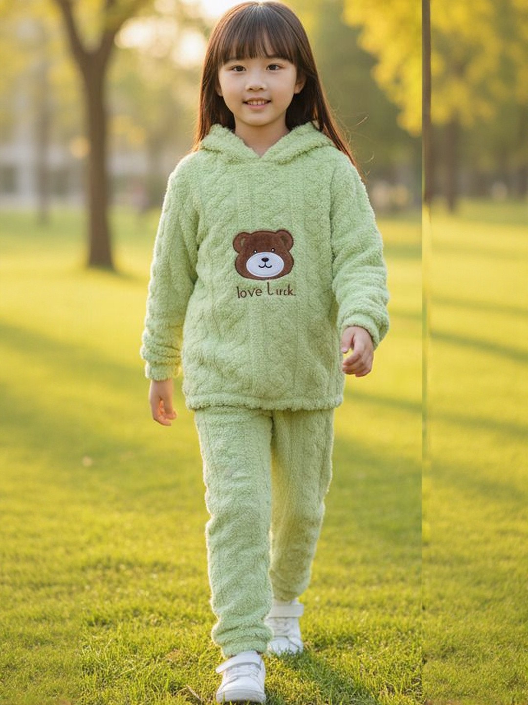 Chawla Uttam Kids Self Design Long Sleeves Sweatshirt With Trousers
