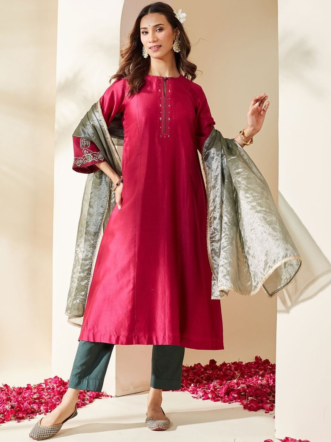 Mushio Magenta Floral Embroidered Chanderi Rashika kurta Set