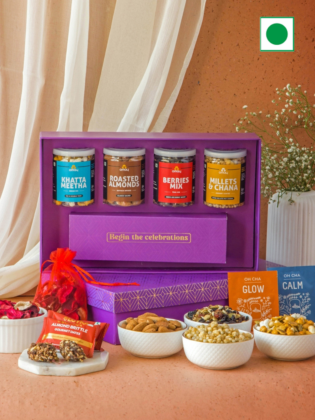 Omay Foods  Sparkling Delights Gift Box-800gm