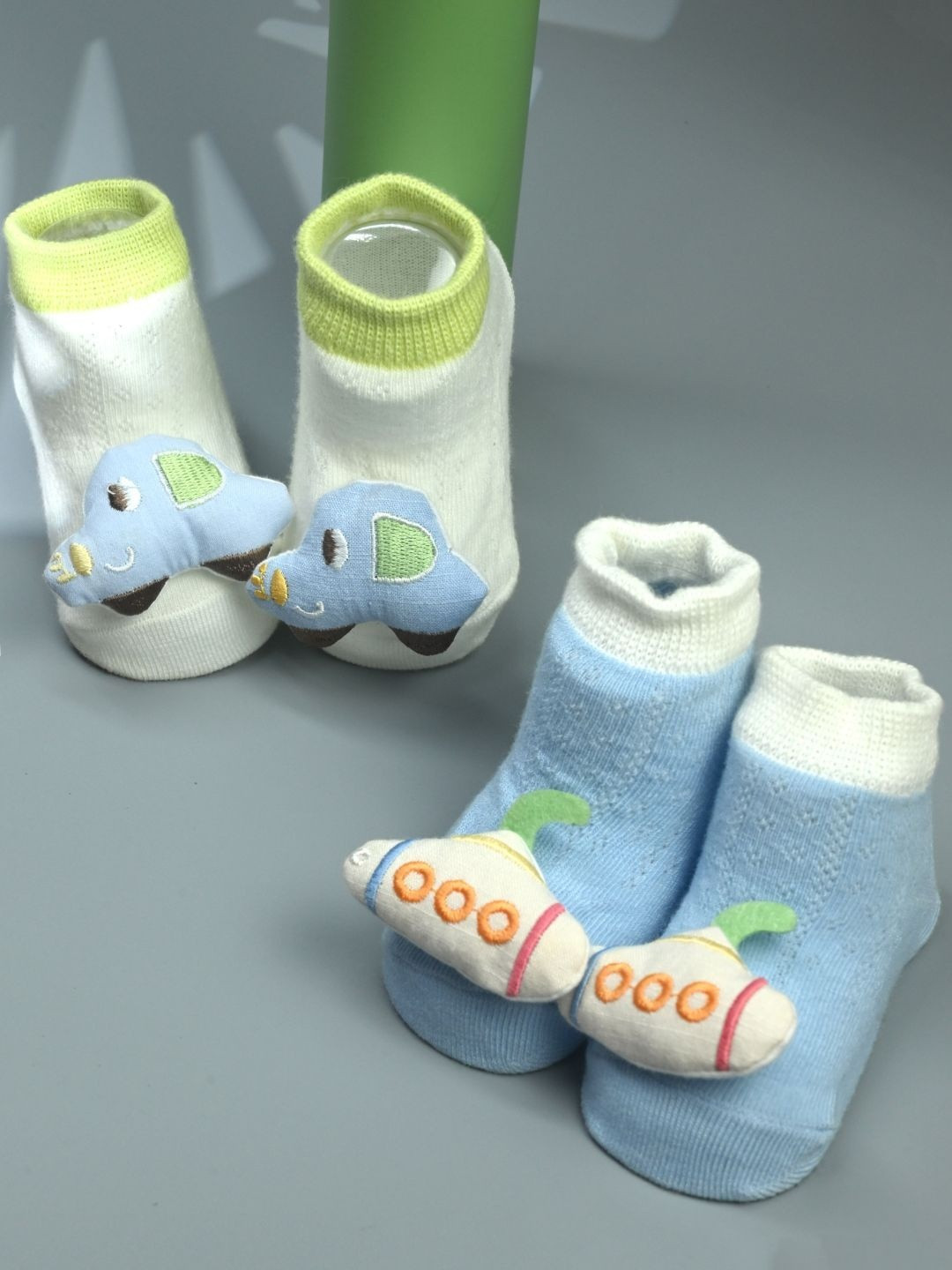 Yellow Bee Boys Set Of 2 Doll Head-Patterned Cotton Ankle-Length Socks