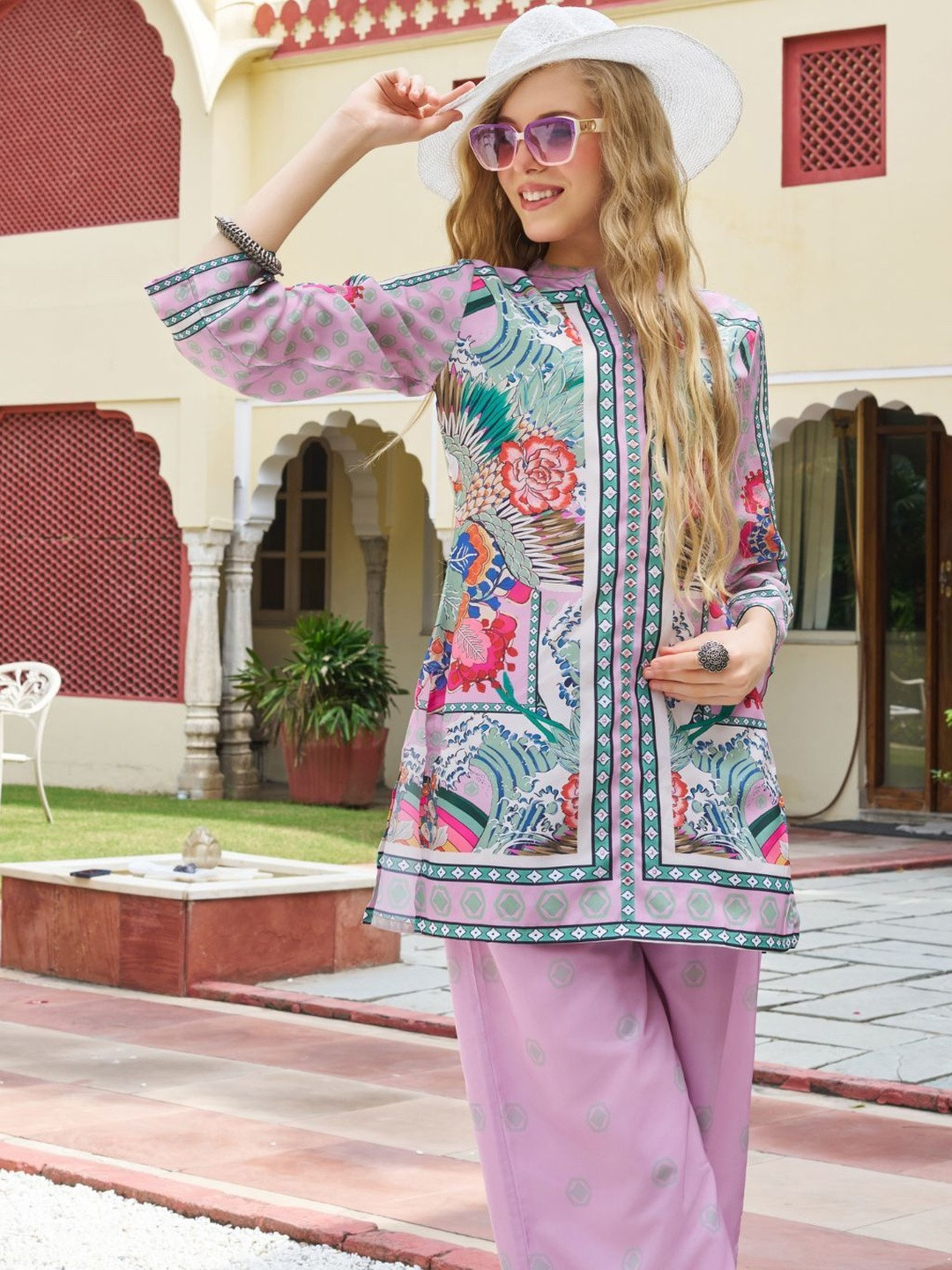 KALINI Women Floral Print Polyester Tunic & Pants Co-Ords Set