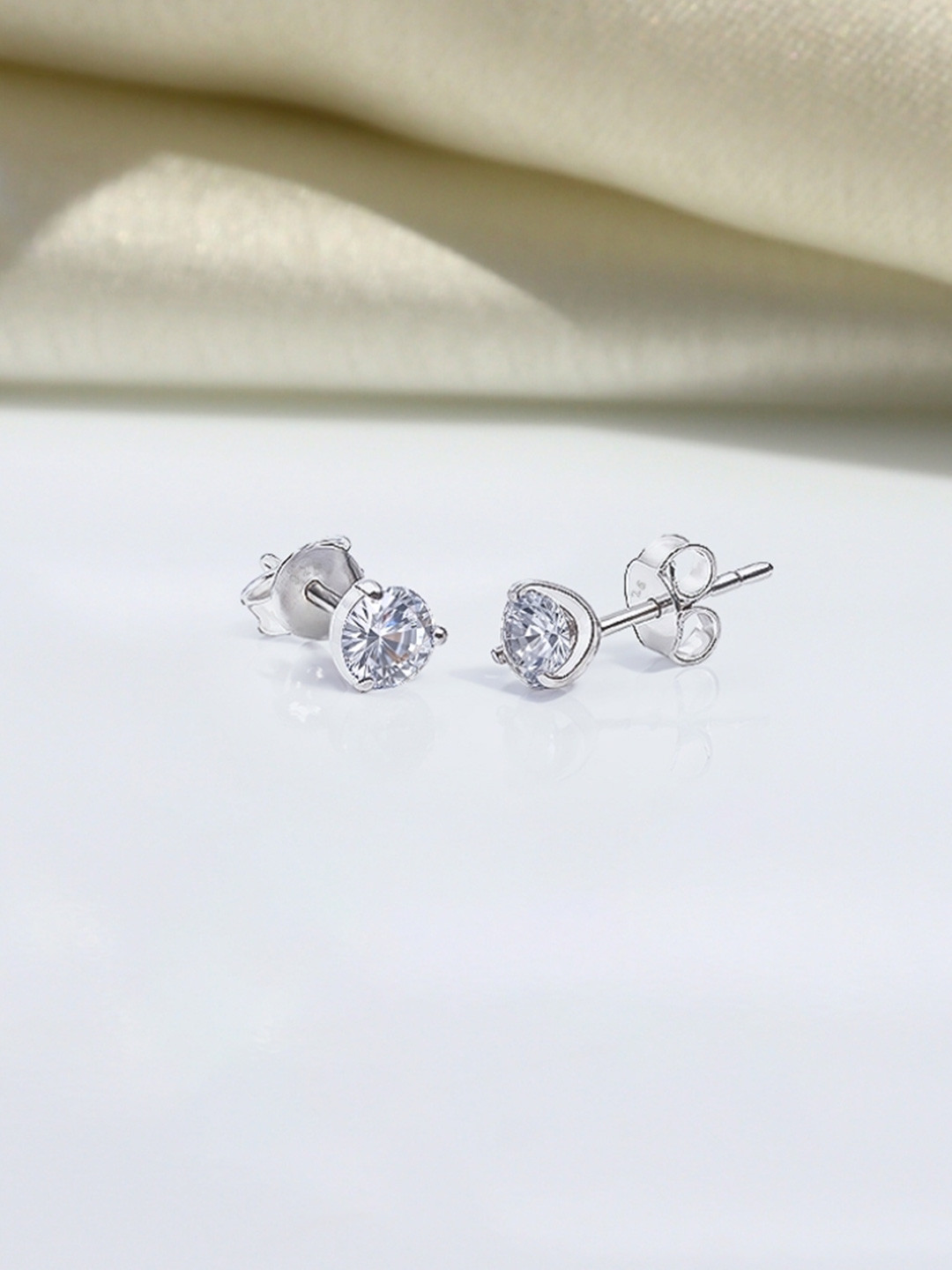 HighSpark 92.5 Silver Sparkling Martini Style 3 Prong Setting Studs Earrings - 4mm