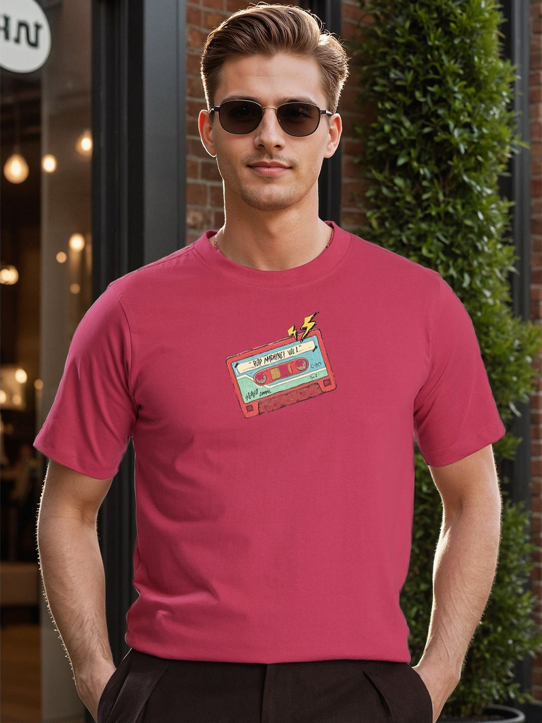 Bene Kleed Men Pink Graphic Printed Round Neck Pure Cotton Regular Fit T-shirt