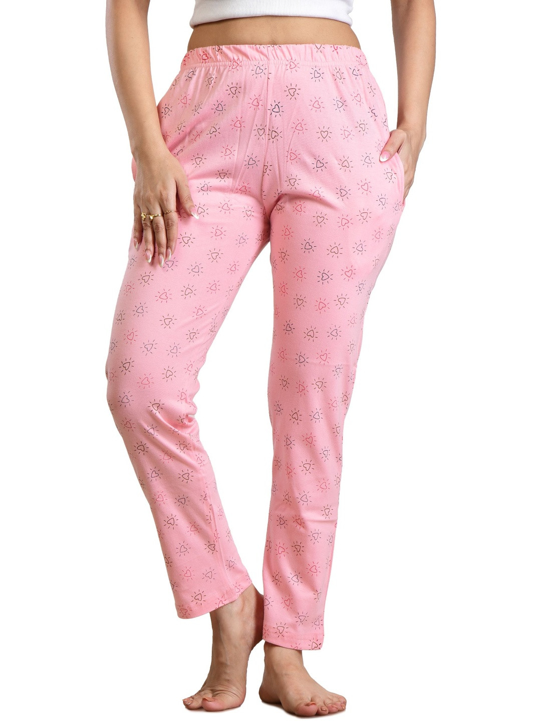 FABROYZ Women Hearts Printed Mid-Rise Pyjamas