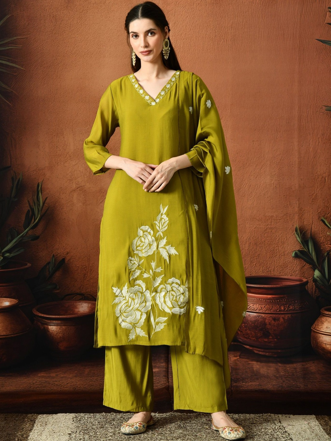 RAJPUTANA CAMISA Women Ethnic Motifs Embroidered Chanderi Cotton Kurta Sets