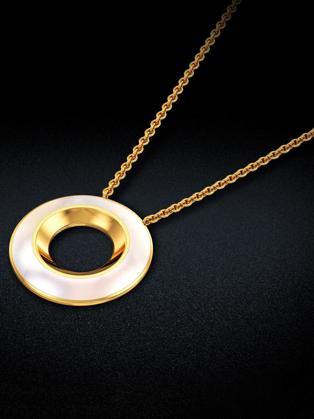 Joyalukkas Women 18Kt Gold Necklace - 4.52 g