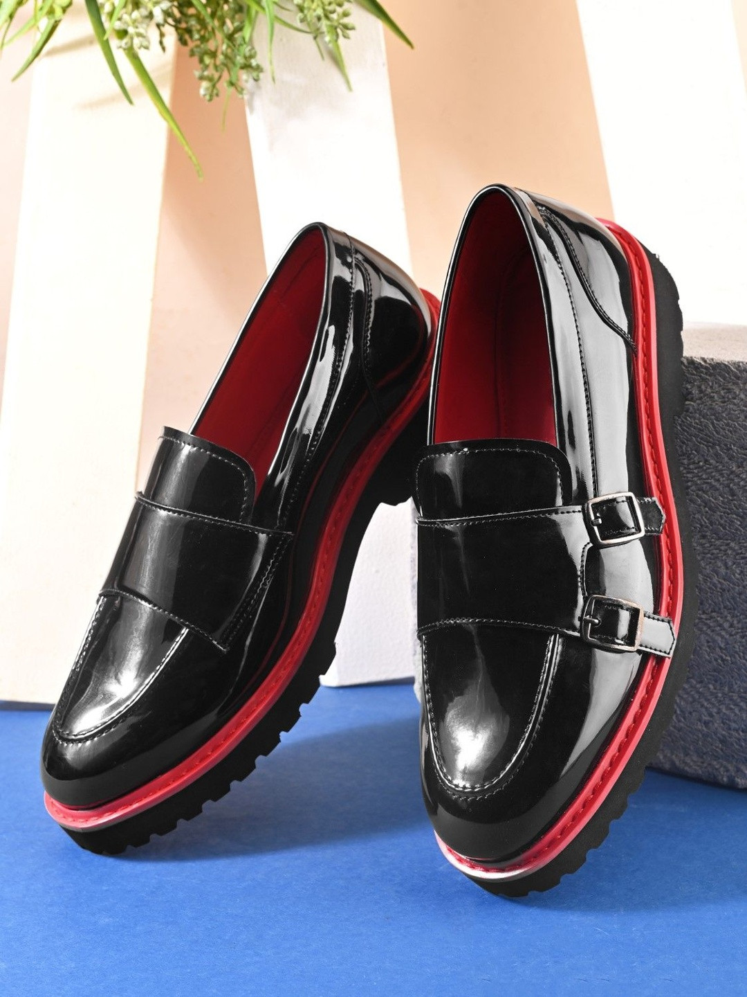 San Frissco Men Cleated Sole Monks With Buckles