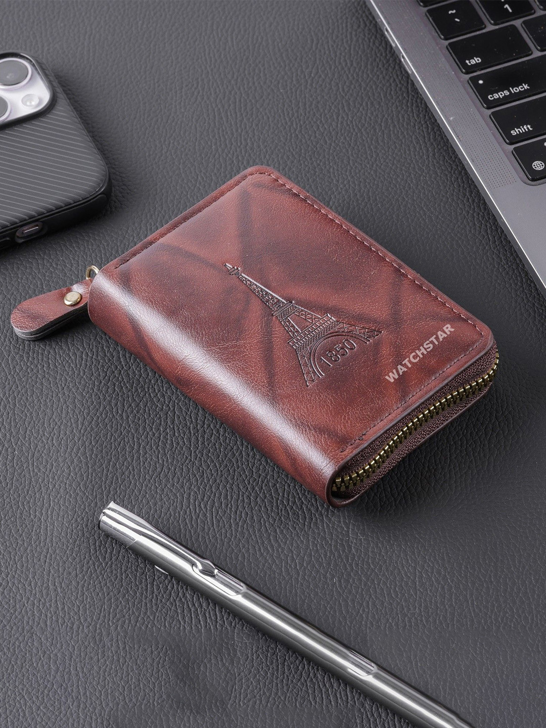WATCHSTAR Unisex Brand Logo Textured RFID Protected Leather Card Holder