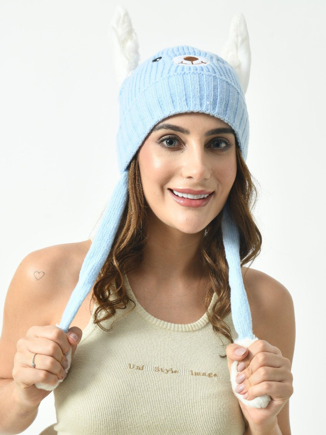 1TO FINITY Women Self Design Moving Ear Woollen Beanie