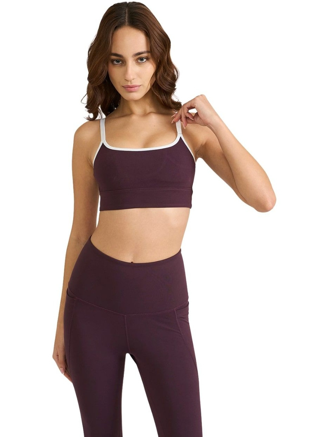 Hunnit Women Stretchable Wide Wasitband Adjustable Straps with Inbuilt Zen Halo Sports Bra