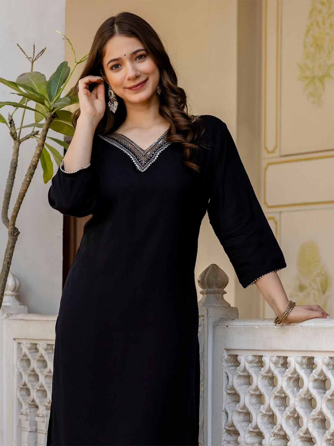 Pjyot by surhi Women Solid Screen Print Daily Straight Kurta