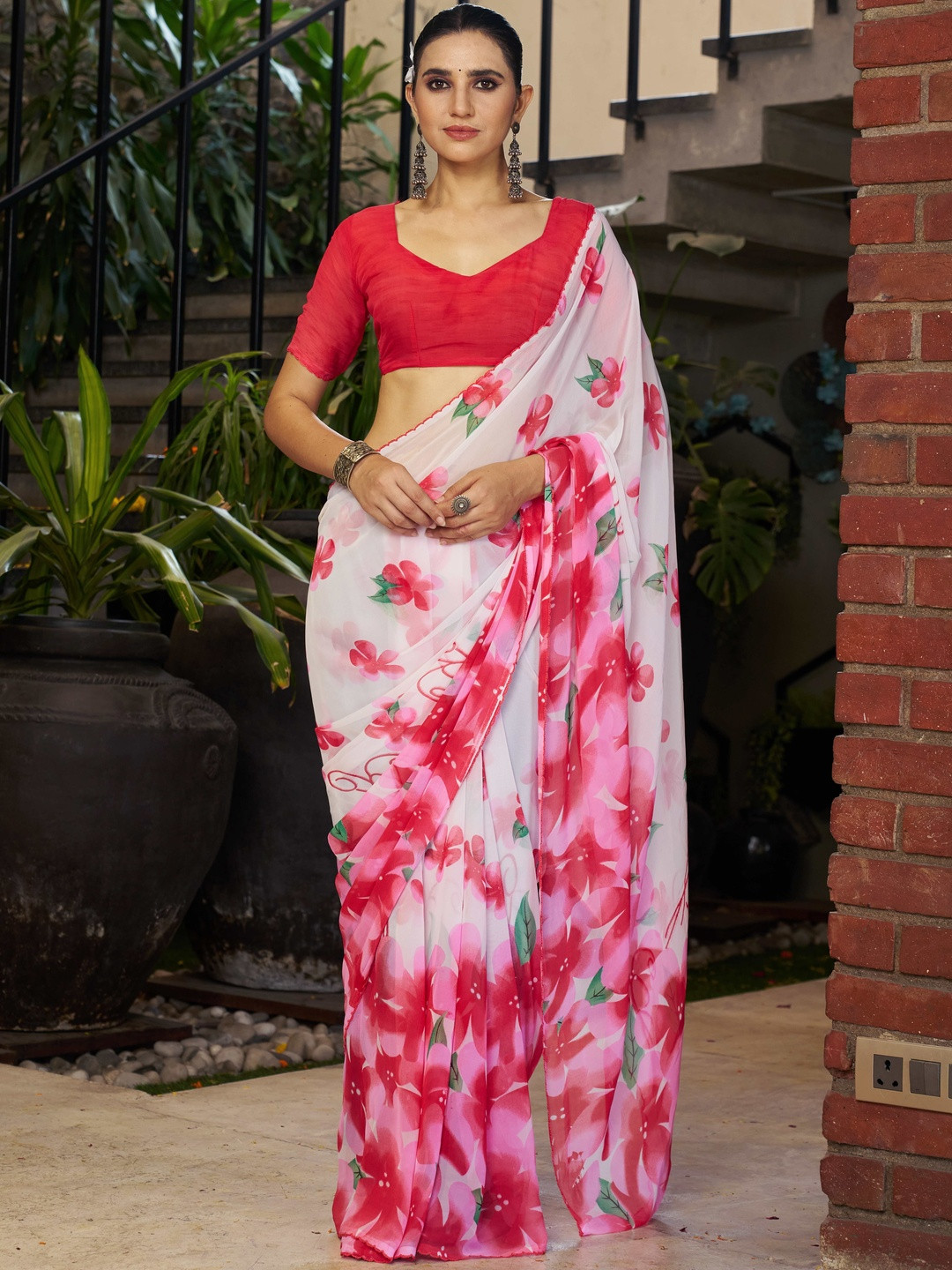 GHAN SALS Women Floral Poly Georgette Baluchari Saree