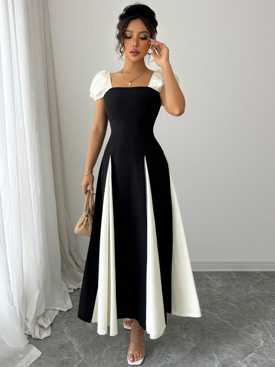 Outzidr Colourblocked Panel Puff Sleeve Fit & Flare Midi Dress