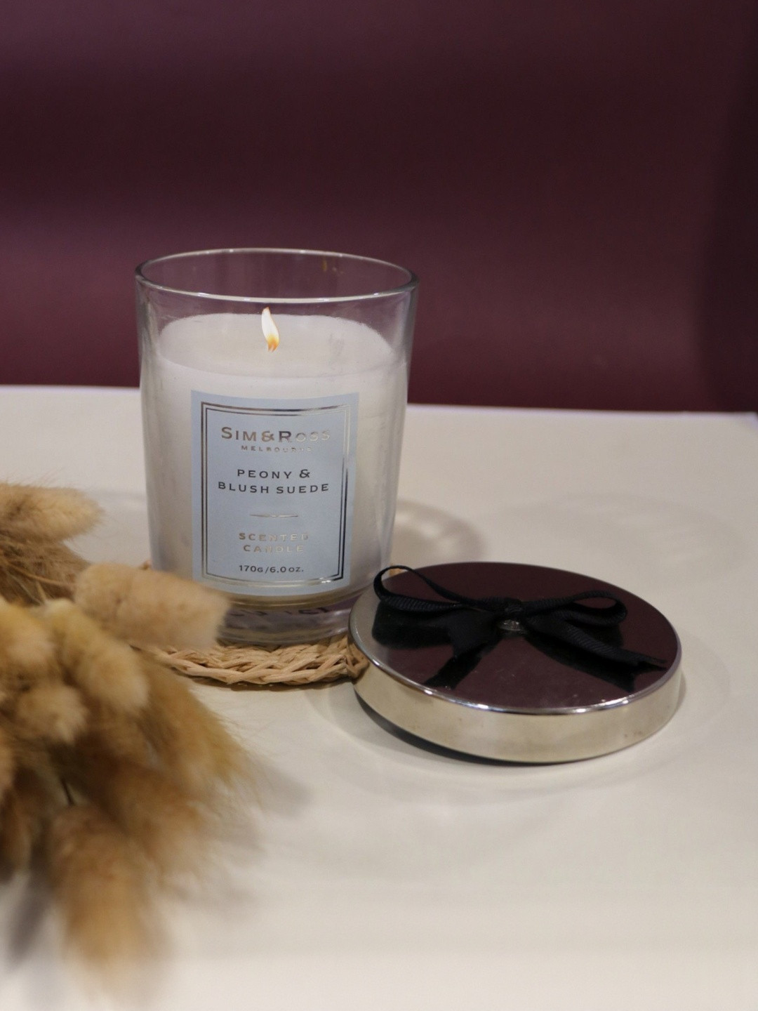 Sim & Ross White Round Scented Candle With Bow Embellishment