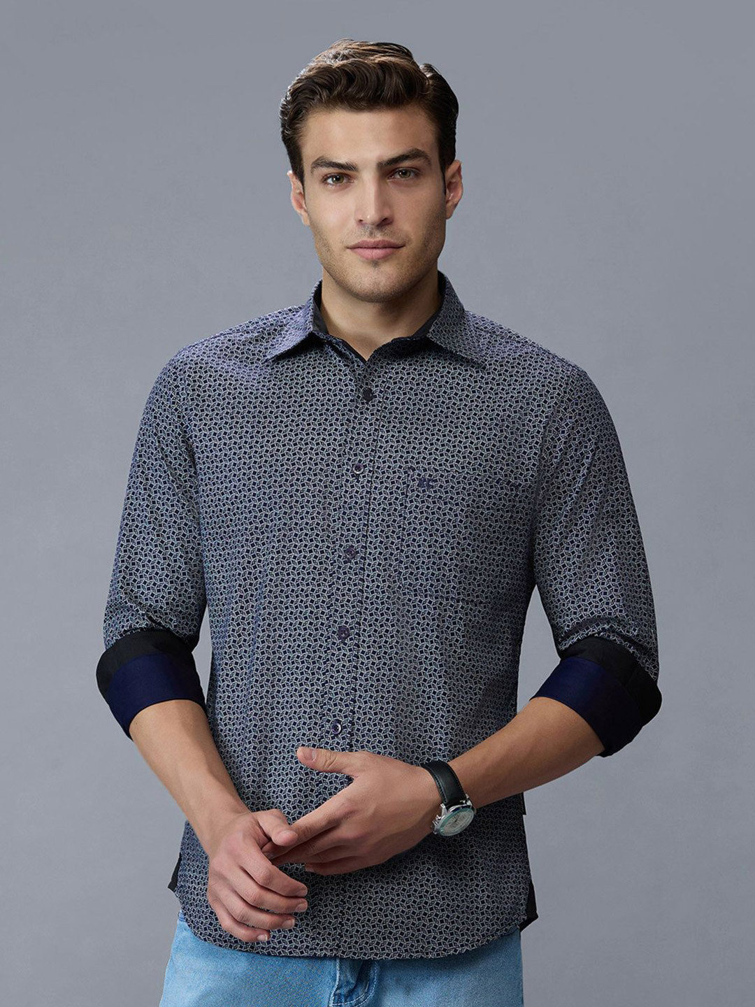 Kenneth Cole Men Premium Slim Fit Printed Spread Collar Casual Shirt