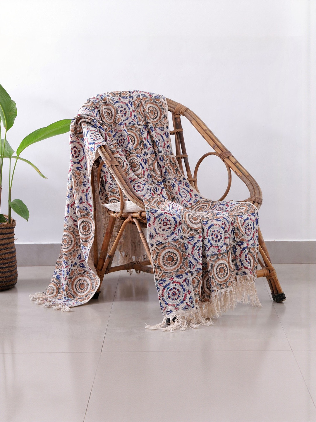 HANDICRAFT PALACE Beige & Blue Floral Printed Cotton Sofa Throws