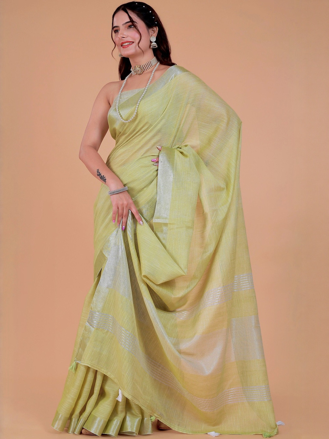 NEGRONI Woven Design Zari Cotton Linen Fancy Pallu & Blouse Saree