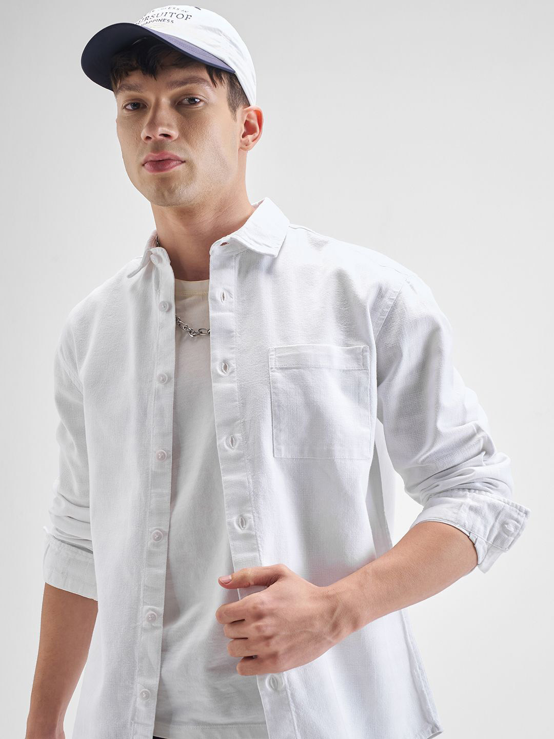 HIGHLANDER Men Relaxed Fit Dobby Textured Spread Collar Cotton Casual Shirt