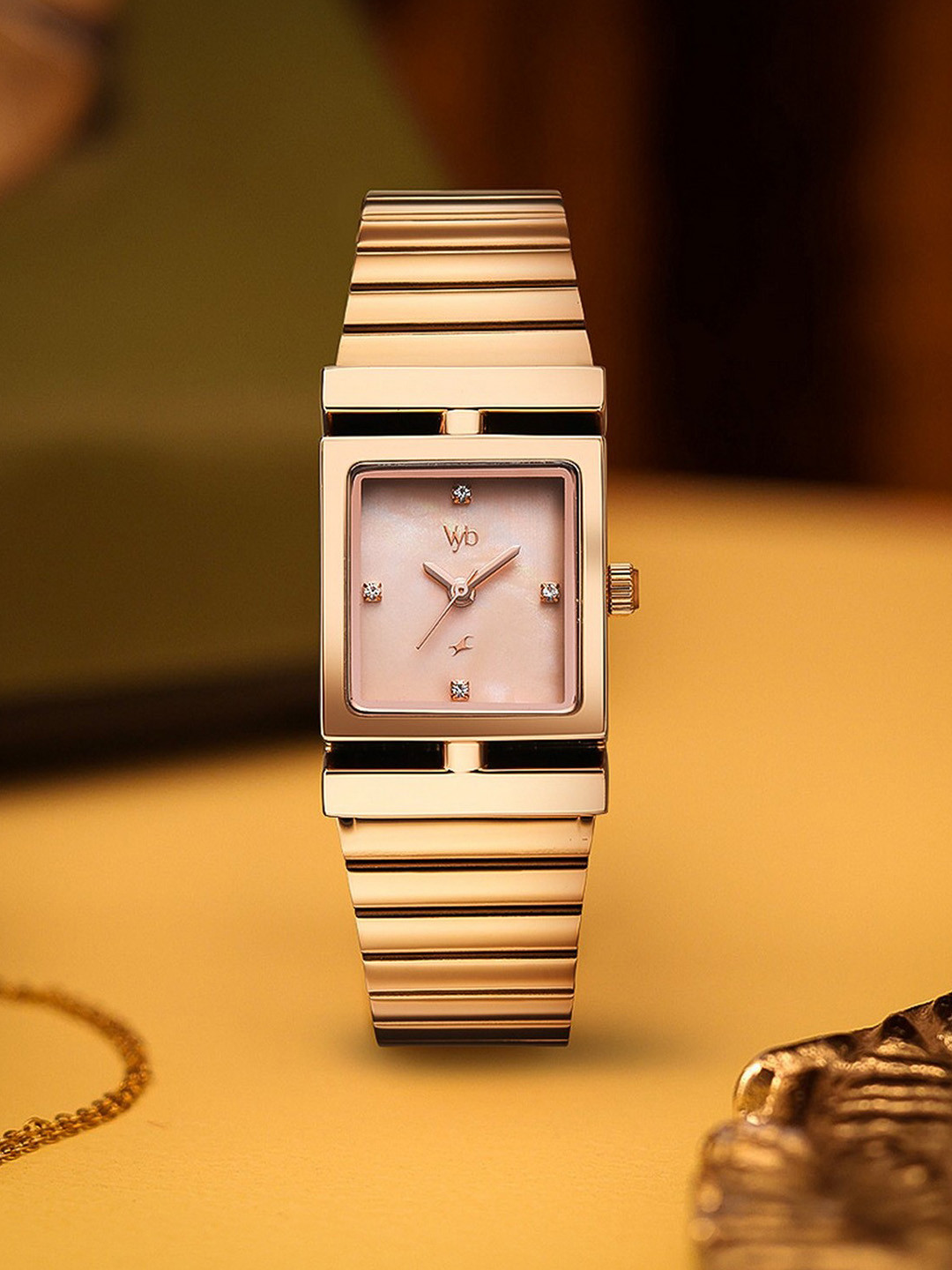 Fastrack Vyb 6.0 Showstopper Women Bracelet Style Analogue Watch FV60093WM01