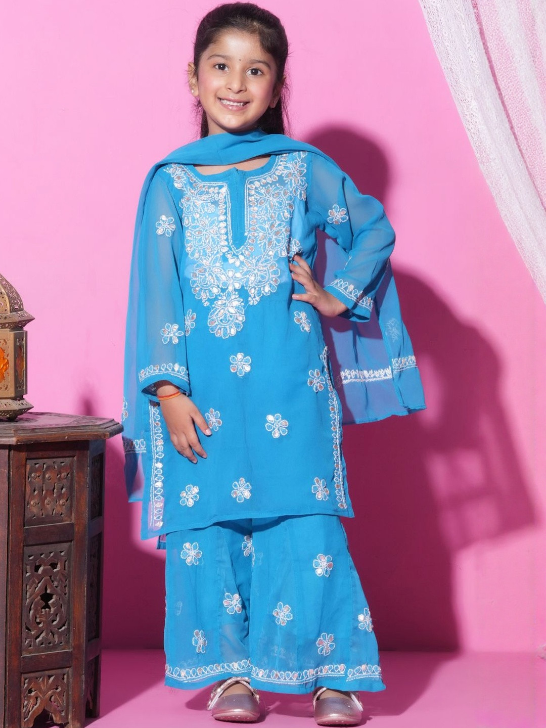 KHAKA Girls Ethnic Motifs Embroidered Regular Thread Work Kurta Set