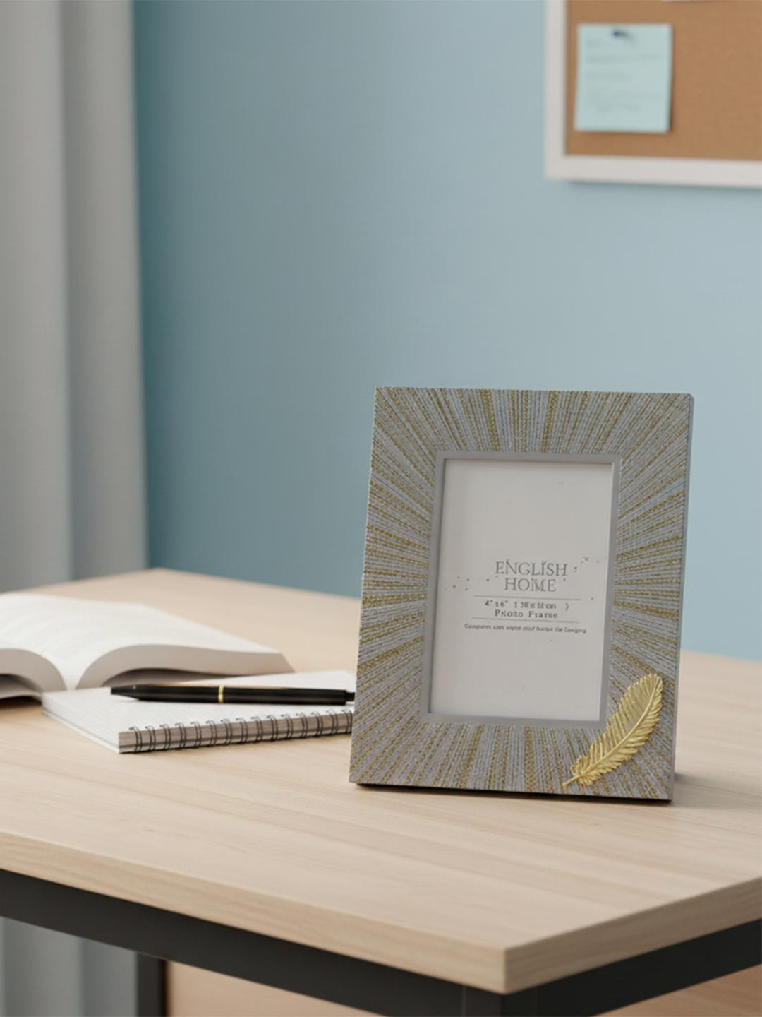 AARVI DECOR STUDIO Golden Feather Embellished Table Photo Frame